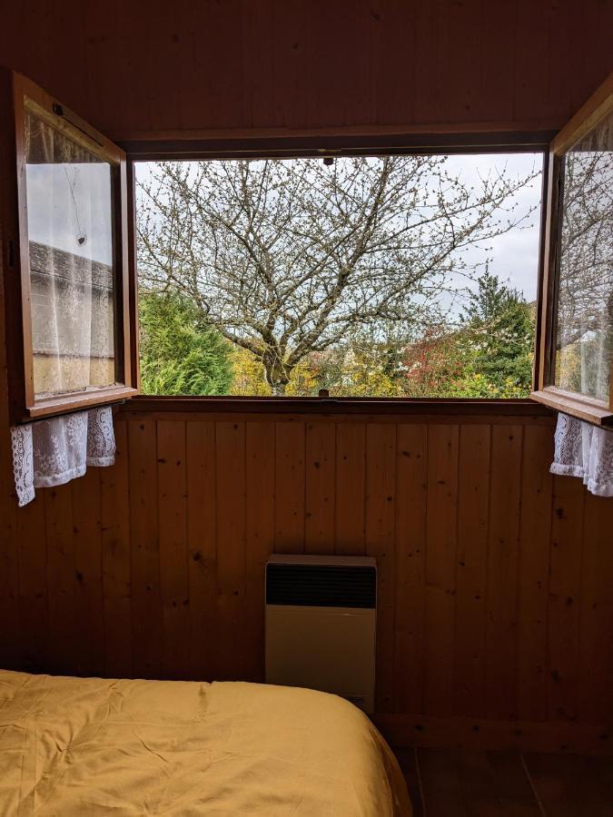 Au Petit Chalet D'Illiers Combray - Salle D'Eau Uniquement Exterior photo